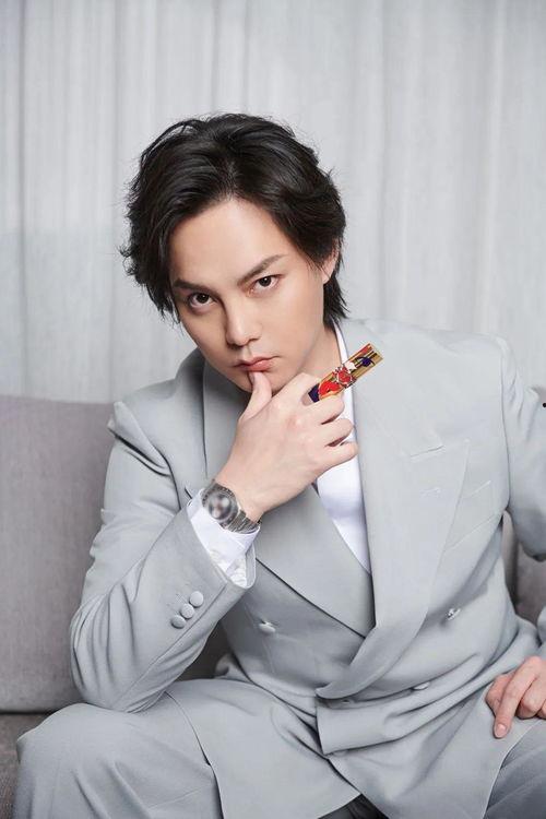 尹正爆料挑战视频大全集,揭秘明星幕后趣事  第2张 尹正爆料挑战视频大全集,揭秘明星幕后趣事  第2张